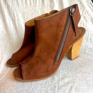 Paul Green Zippered Open-Toe Suede heels, 7.5
